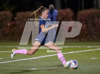 Thumbnail 1 in Exeter vs Timberlane (NHIAA D1 Semfinal) photogallery.
