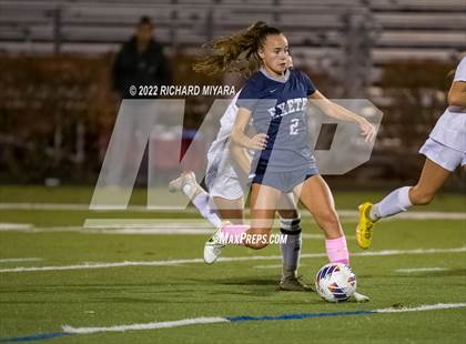 Thumbnail 2 in Exeter vs Timberlane (NHIAA D1 Semfinal) photogallery.