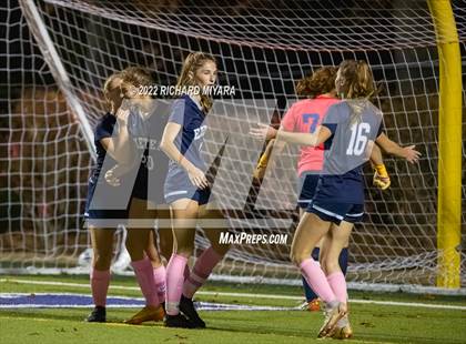 Thumbnail 1 in Exeter vs Timberlane (NHIAA D1 Semfinal) photogallery.