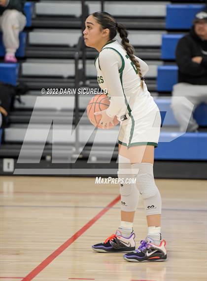 Thumbnail 1 in Moreau Catholic vs. Morgan (NIKE Tournament of Champions) photogallery.