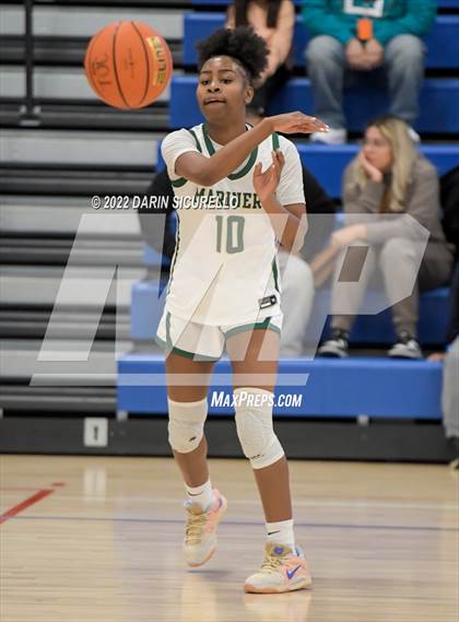 Thumbnail 2 in Moreau Catholic vs. Morgan (NIKE Tournament of Champions) photogallery.