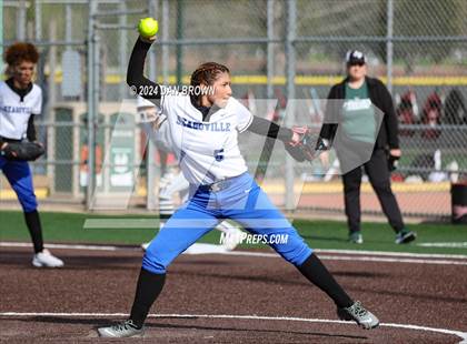 Thumbnail 1 in Poteet @ Seagoville photogallery.