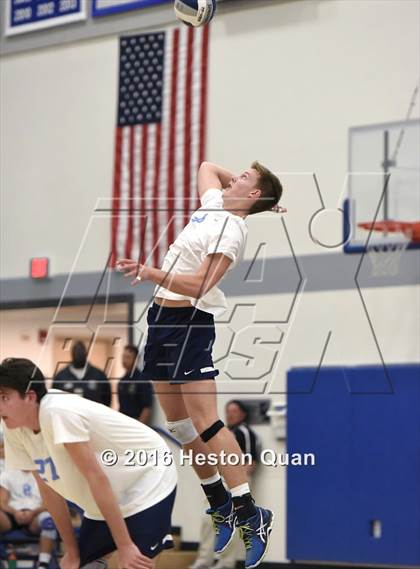 Thumbnail 2 in Loyola vs. Corona Del Mar (CIF SS D1 Final) photogallery.