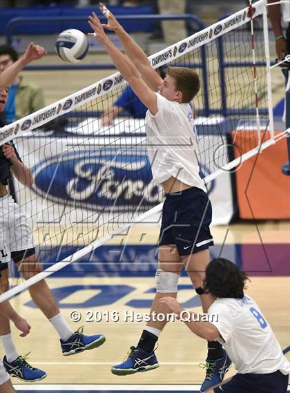 Thumbnail 3 in Loyola vs. Corona Del Mar (CIF SS D1 Final) photogallery.