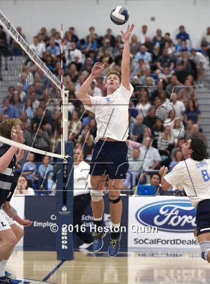 Thumbnail 2 in Loyola vs. Corona Del Mar (CIF SS D1 Final) photogallery.