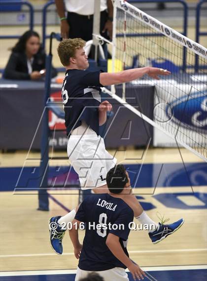Thumbnail 3 in Loyola vs. Corona Del Mar (CIF SS D1 Final) photogallery.