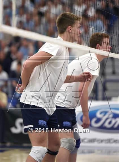 Thumbnail 3 in Loyola vs. Corona Del Mar (CIF SS D1 Final) photogallery.