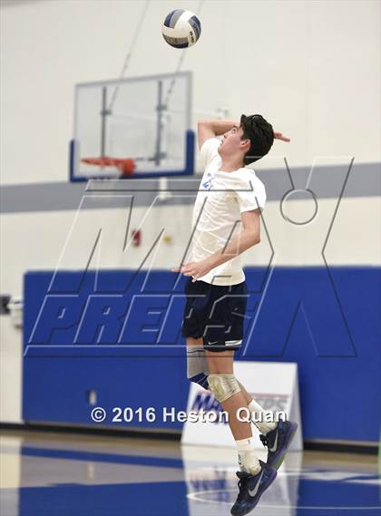 Thumbnail 1 in Loyola vs. Corona Del Mar (CIF SS D1 Final) photogallery.