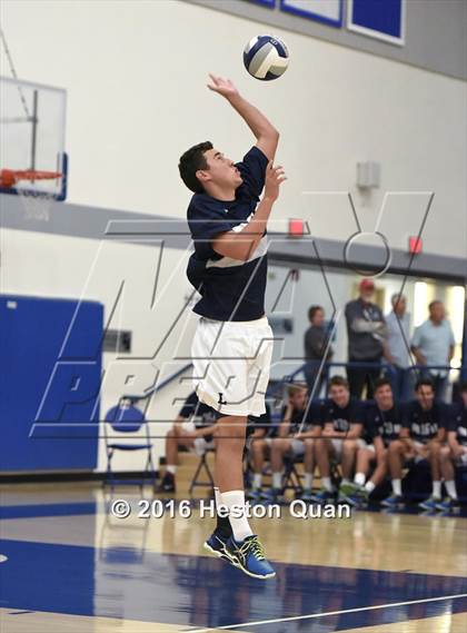 Thumbnail 2 in Loyola vs. Corona Del Mar (CIF SS D1 Final) photogallery.