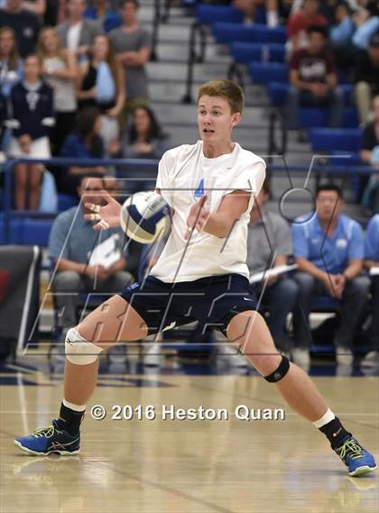 Thumbnail 3 in Loyola vs. Corona Del Mar (CIF SS D1 Final) photogallery.