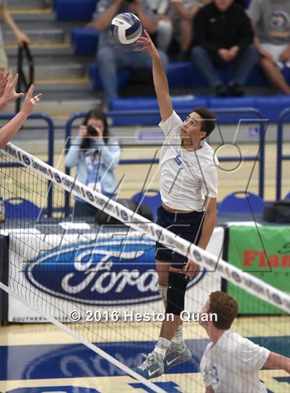 Thumbnail 2 in Loyola vs. Corona Del Mar (CIF SS D1 Final) photogallery.