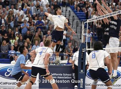 Thumbnail 2 in Loyola vs. Corona Del Mar (CIF SS D1 Final) photogallery.