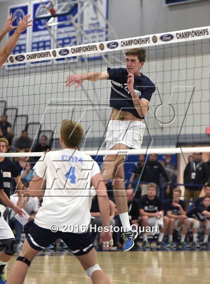 Thumbnail 2 in Loyola vs. Corona Del Mar (CIF SS D1 Final) photogallery.