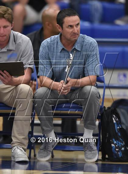 Thumbnail 1 in Loyola vs. Corona Del Mar (CIF SS D1 Final) photogallery.