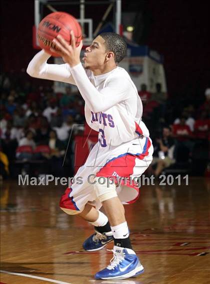 Thumbnail 2 in Pender vs. North Rowan (NCHSAA 1A Final) photogallery.