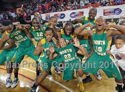 Thumbnail 3 in Pender vs. North Rowan (NCHSAA 1A Final) photogallery.