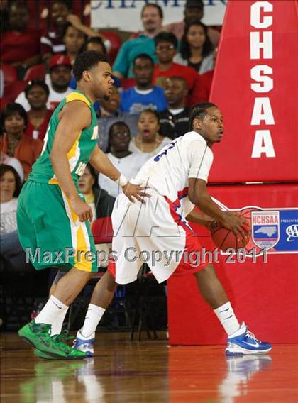 Thumbnail 3 in Pender vs. North Rowan (NCHSAA 1A Final) photogallery.
