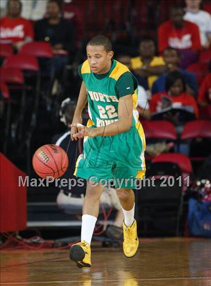 Thumbnail 1 in Pender vs. North Rowan (NCHSAA 1A Final) photogallery.