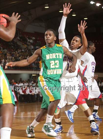 Thumbnail 3 in Pender vs. North Rowan (NCHSAA 1A Final) photogallery.