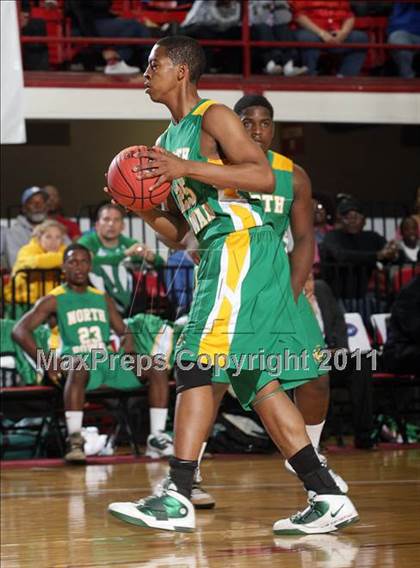 Thumbnail 1 in Pender vs. North Rowan (NCHSAA 1A Final) photogallery.