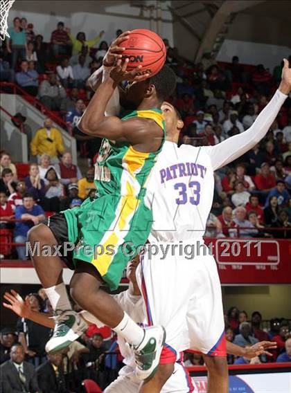Thumbnail 3 in Pender vs. North Rowan (NCHSAA 1A Final) photogallery.