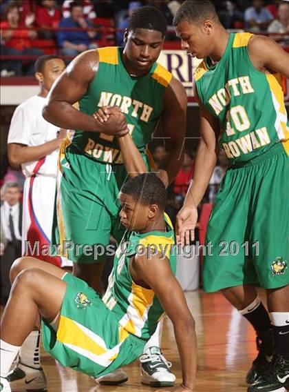Thumbnail 2 in Pender vs. North Rowan (NCHSAA 1A Final) photogallery.