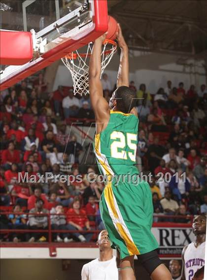 Thumbnail 1 in Pender vs. North Rowan (NCHSAA 1A Final) photogallery.