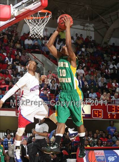 Thumbnail 3 in Pender vs. North Rowan (NCHSAA 1A Final) photogallery.