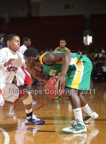 Thumbnail 1 in Pender vs. North Rowan (NCHSAA 1A Final) photogallery.