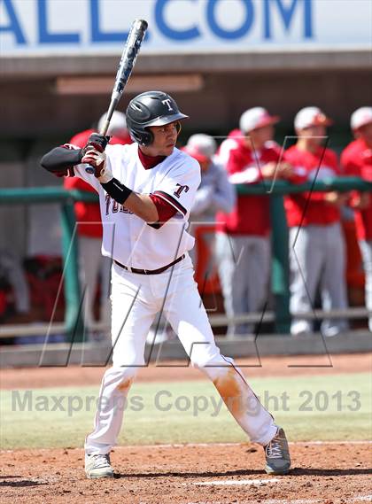 Thumbnail 2 in Tullahoma vs. Mater Dei (National High School Invitational) photogallery.