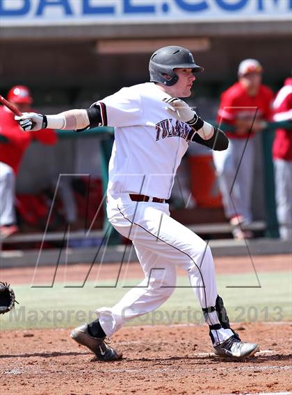 Thumbnail 1 in Tullahoma vs. Mater Dei (National High School Invitational) photogallery.