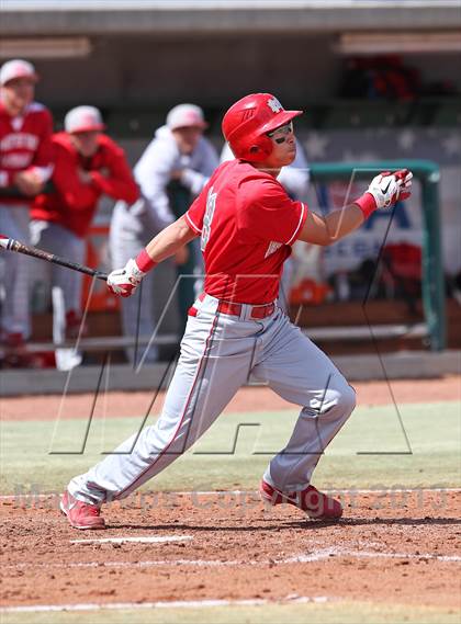 Thumbnail 3 in Tullahoma vs. Mater Dei (National High School Invitational) photogallery.