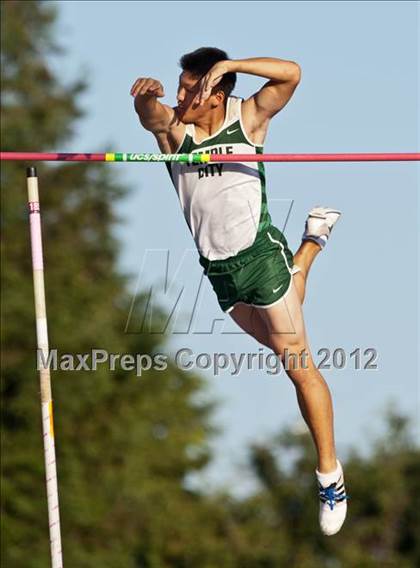 Thumbnail 3 in CIF State Track & Field Championships (Boys Pole Vault) photogallery.