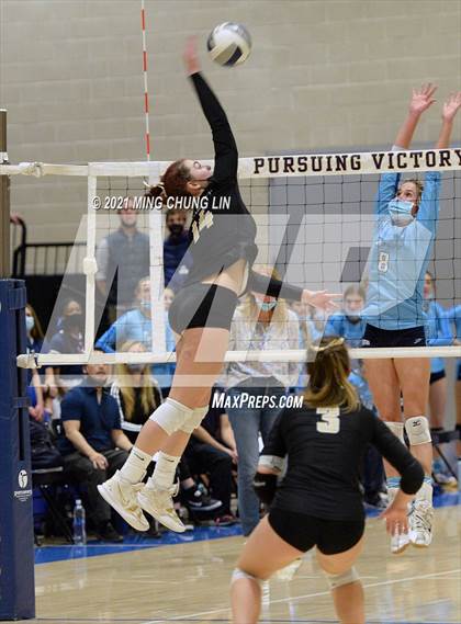Thumbnail 2 in Archbishop Mitty @ Marymount (CIF State Open Final) photogallery.