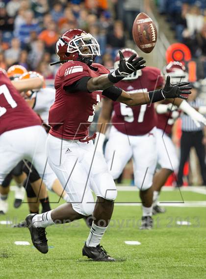 Thumbnail 3 in Brother Rice vs Muskegon (MHSAA Division 2 Final) photogallery.