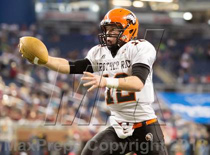 Thumbnail 2 in Brother Rice vs Muskegon (MHSAA Division 2 Final) photogallery.