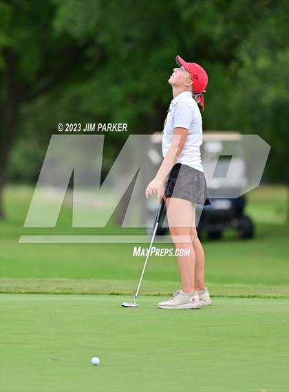 Thumbnail 3 in UIL 6A State Championship photogallery.
