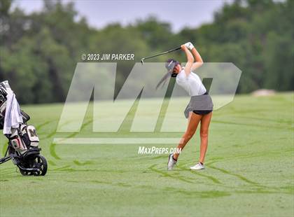 Thumbnail 3 in UIL 6A State Championship photogallery.