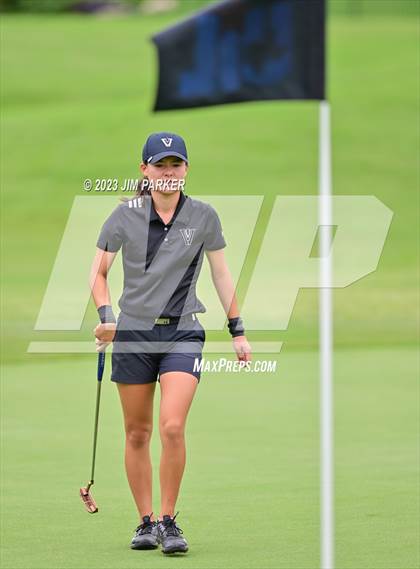 Thumbnail 3 in UIL 6A State Championship photogallery.