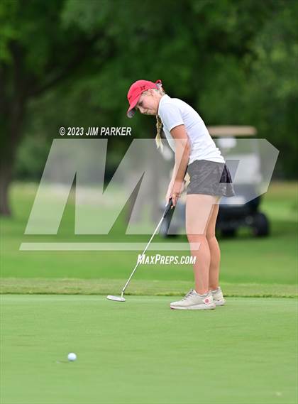 Thumbnail 2 in UIL 6A State Championship photogallery.