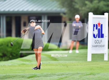 Thumbnail 2 in UIL 6A State Championship photogallery.