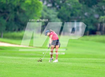 Thumbnail 2 in UIL 6A State Championship photogallery.
