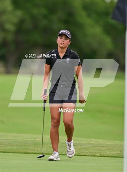 Thumbnail 1 in UIL 6A State Championship photogallery.