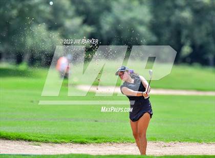 Thumbnail 1 in UIL 6A State Championship photogallery.