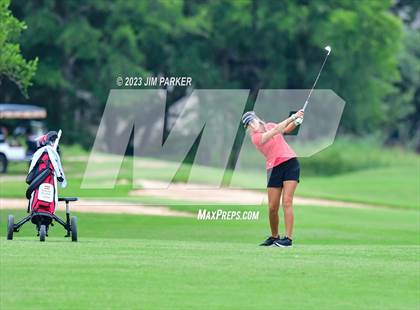 Thumbnail 1 in UIL 6A State Championship photogallery.