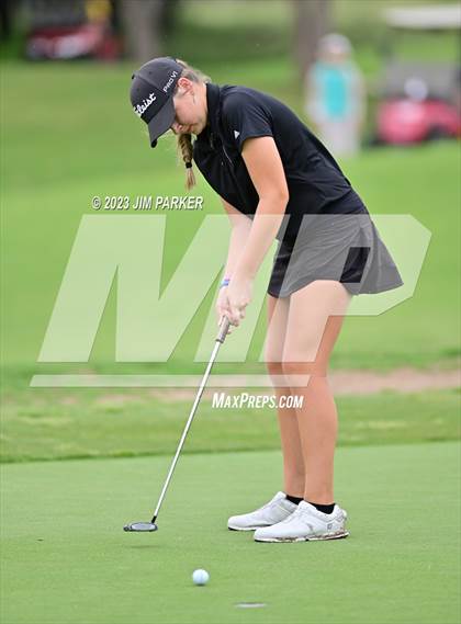 Thumbnail 1 in UIL 6A State Championship photogallery.