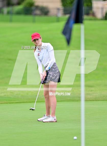 Thumbnail 1 in UIL 6A State Championship photogallery.