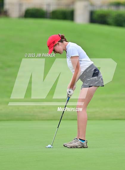 Thumbnail 1 in UIL 6A State Championship photogallery.
