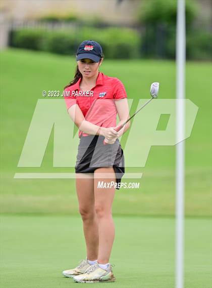 Thumbnail 1 in UIL 6A State Championship photogallery.