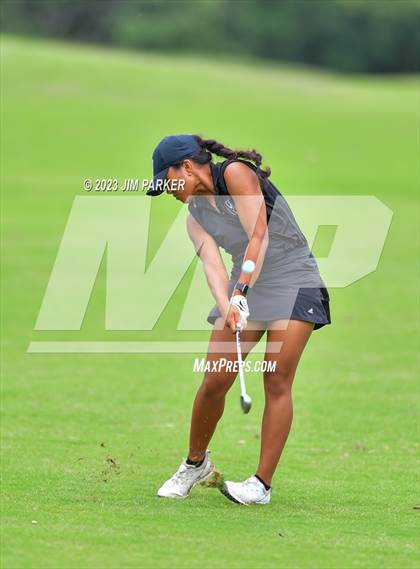 Thumbnail 3 in UIL 6A State Championship photogallery.